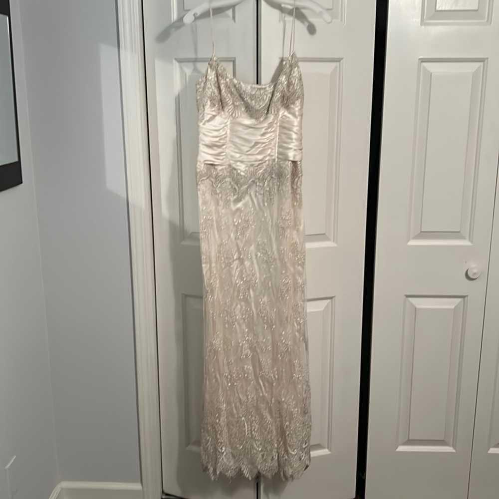 Beautiful Carmen mark Valvo wedding dress.